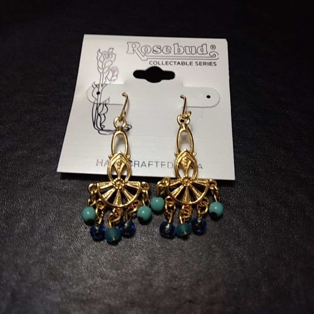 Rosebud handcrafted blue bead earrings
